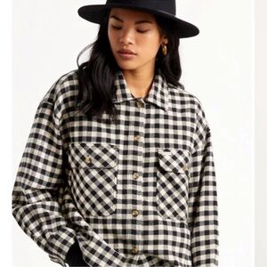 Brixton Women’s Bowery Flannel cream and black plaid size large